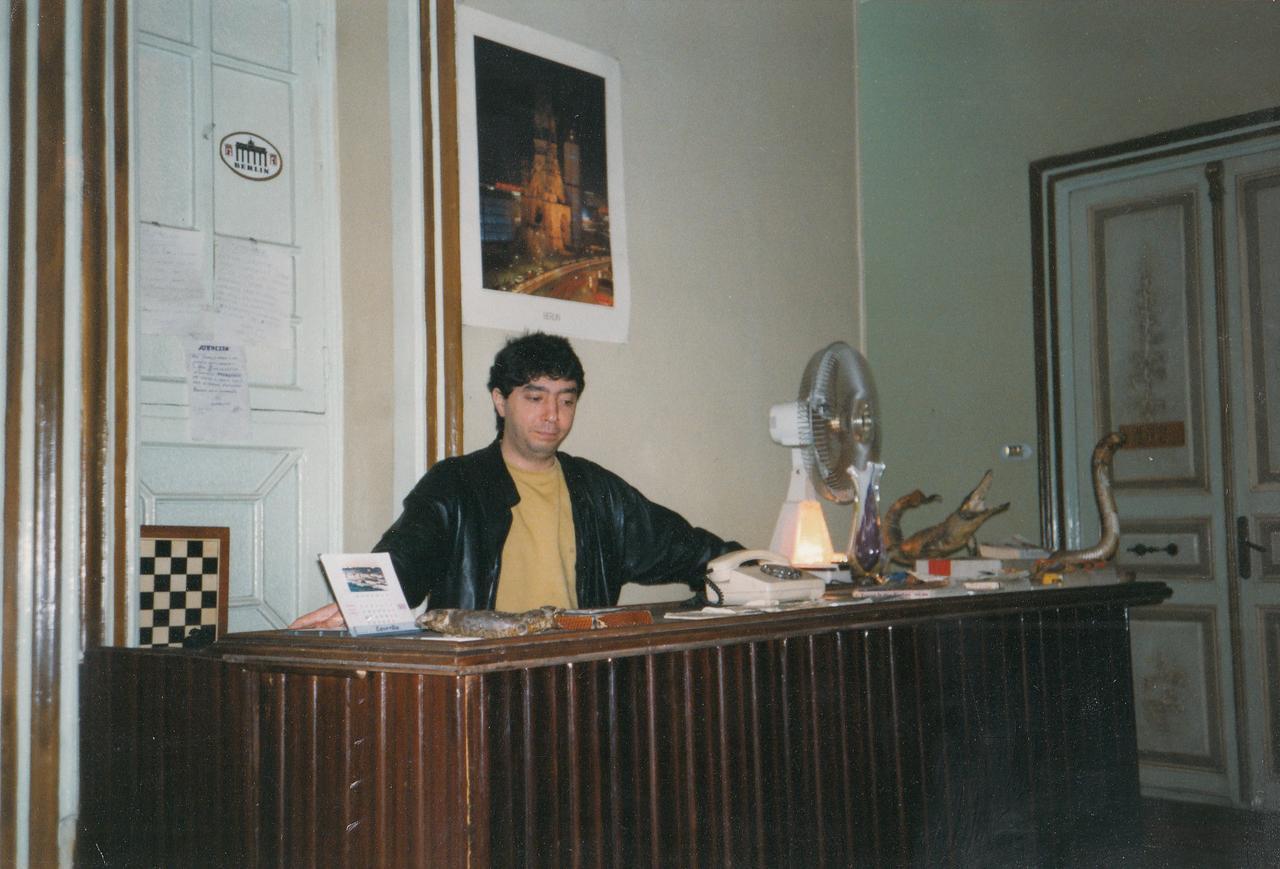 Berlin Hotel Cairo Exterior photo