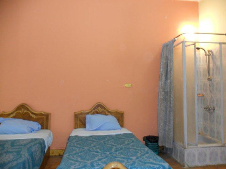 Berlin Hotel Cairo Exterior photo